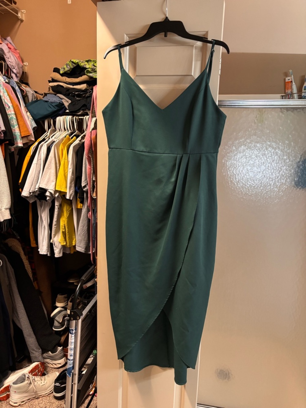 Lulu's Forest Green V-Neck Wrap Midi Dress
